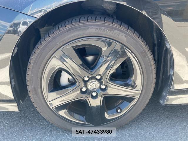 Toyota PRIUS 2022-03 8337425-7