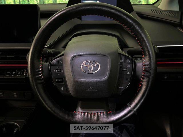 Toyota PRIUS 2023-07 8337414-10