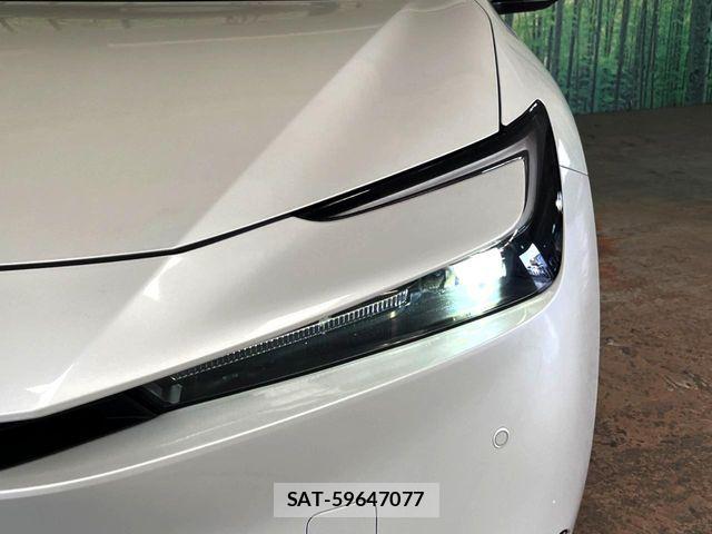 Toyota PRIUS 2023-07 8337414-11