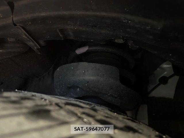 Toyota PRIUS 2023-07 8337414-19