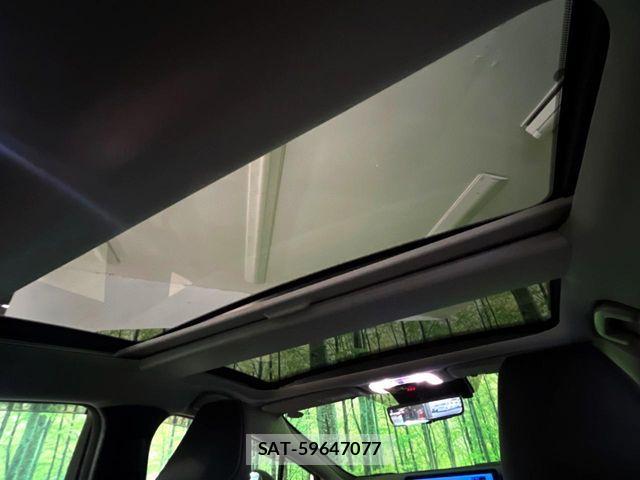 Toyota PRIUS 2023-07 8337414-2