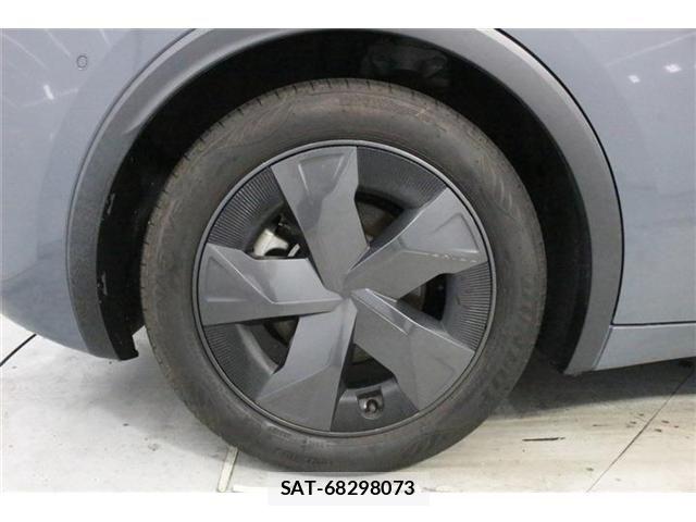 Toyota PRIUS 2023-02 8337427-23