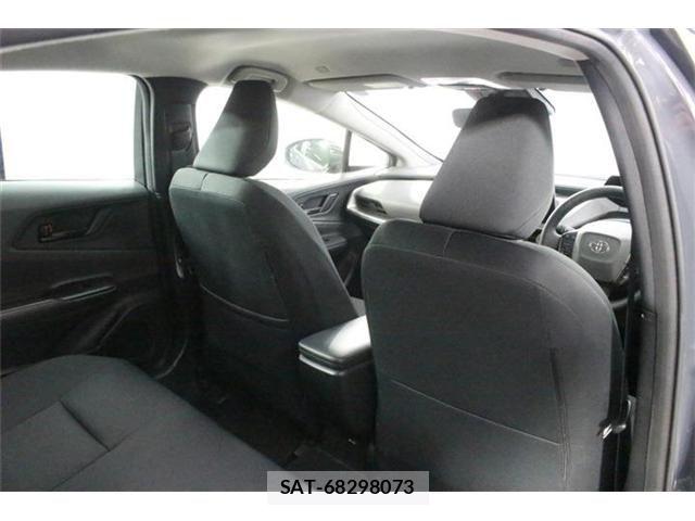 Toyota PRIUS 2023-02 8337427-29