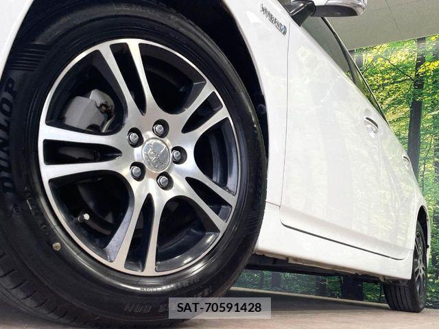 Toyota PRIUS 2010-06 8337457-12