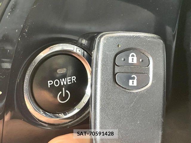 Toyota PRIUS 2010-06 8337457-5