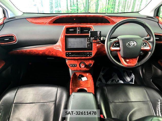 Toyota PRIUS 2017-11 8337445-1
