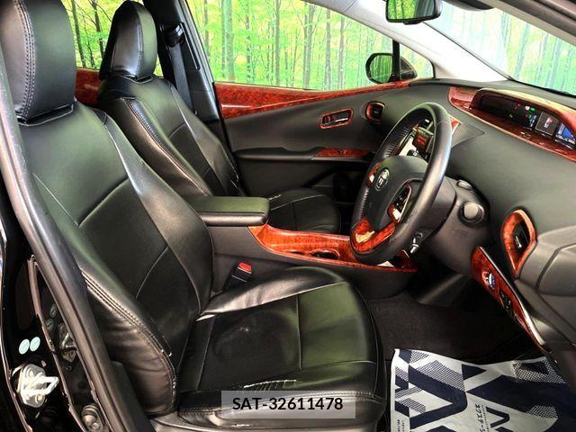Toyota PRIUS 2017-11 8337445-8