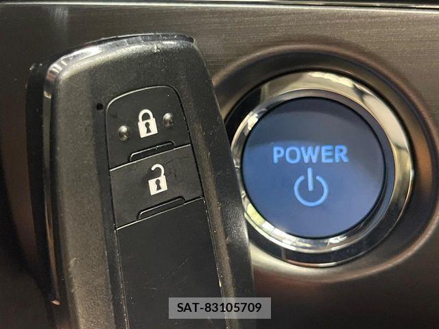 Toyota PRIUS 2022-02 8337420-7