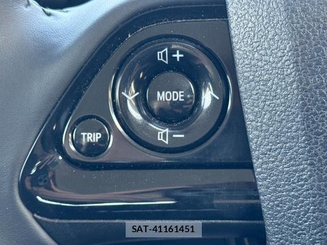 Toyota PRIUS 2021-04 8337436-13