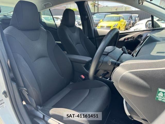 Toyota PRIUS 2021-04 8337436-7
