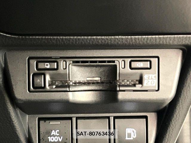 Toyota PRIUS 2025-03 8334439-7