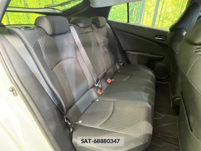 Toyota PRIUS 2016-08 8337451-9