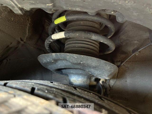 Toyota PRIUS 2016-08 8337451-19