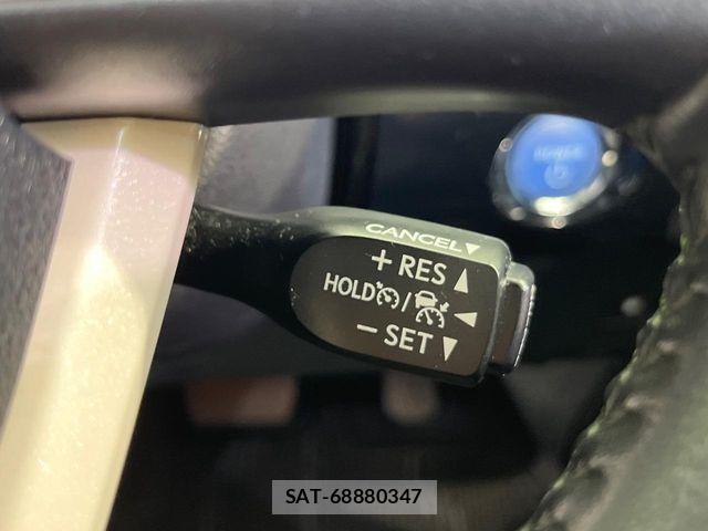 Toyota PRIUS 2016-08 8337451-4