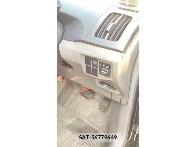 Toyota PRIUS 2011-11 8337480-23