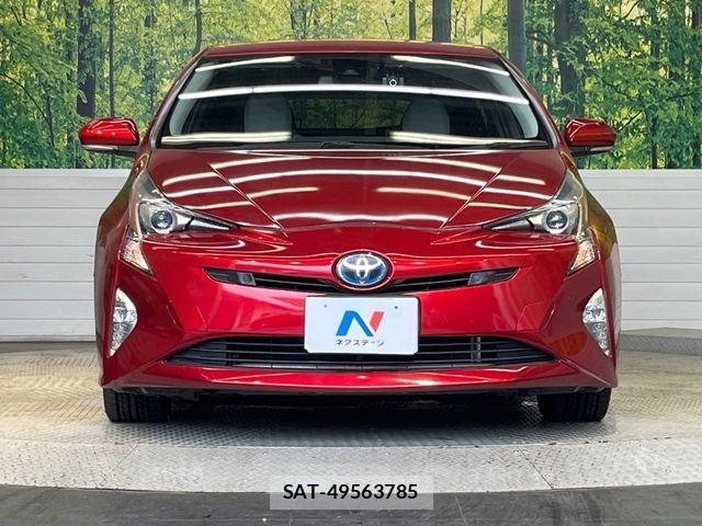 Toyota PRIUS 2017-11 8337440-13