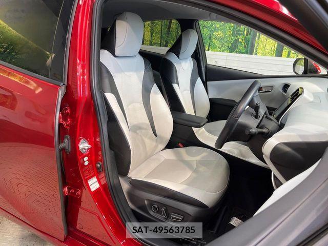 Toyota PRIUS 2017-11 8337440-7