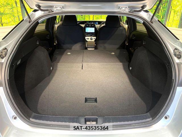 Toyota PRIUS 2017-04 8337449-10