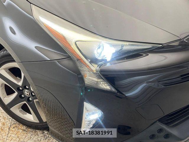 Toyota PRIUS 2018-07 8337434-12