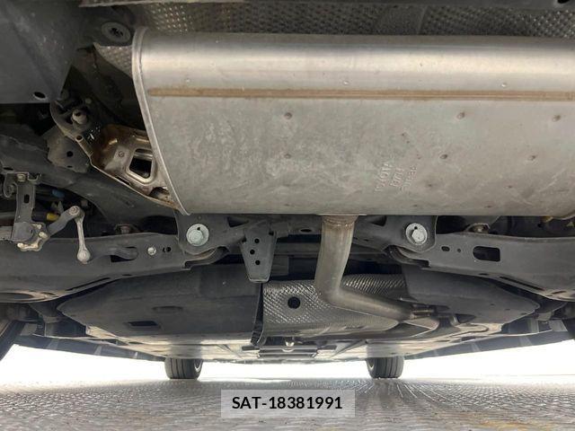 Toyota PRIUS 2018-07 8337434-19