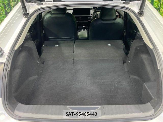 Toyota PRIUS 2023-06 8337409-9