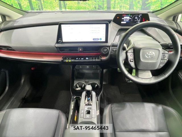 Toyota PRIUS 2023-06 8337409-1