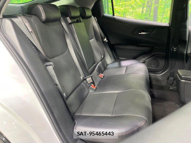 Toyota PRIUS 2023-06 8337409-8