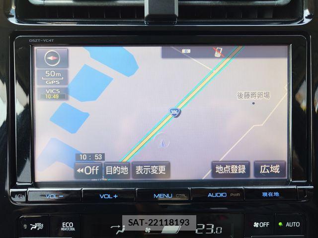 Toyota PRIUS 2017-05 8337430-14