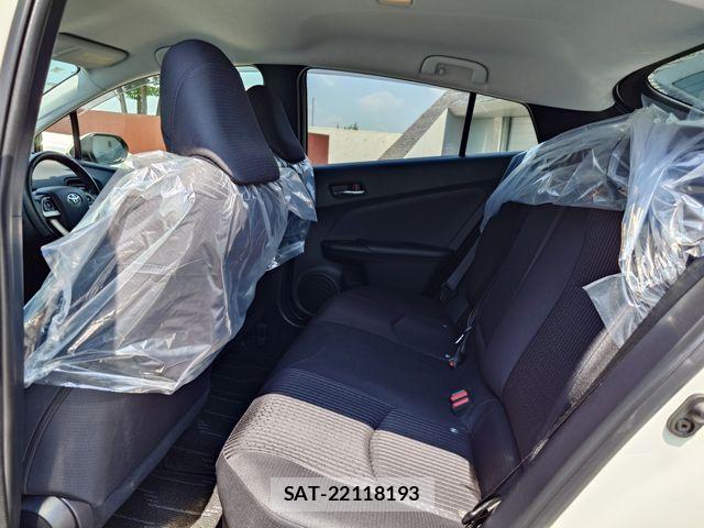 Toyota PRIUS 2017-05 8337430-21
