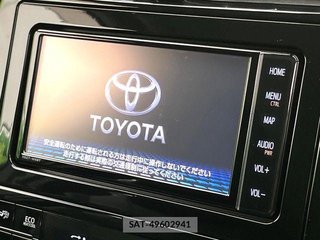 Toyota PRIUS 2019-04 8337422-3