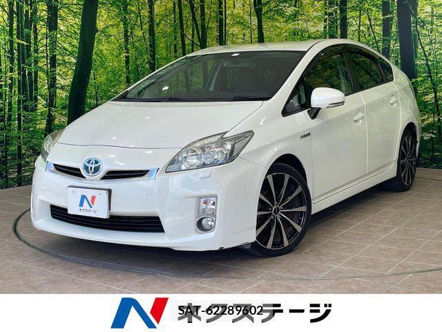 Toyota PRIUS 2011-08 8337462-0