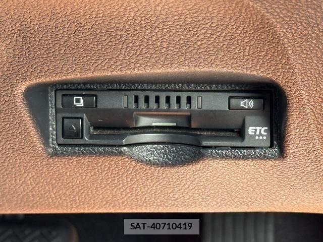 Toyota PRIUS 2016-12 8337443-26