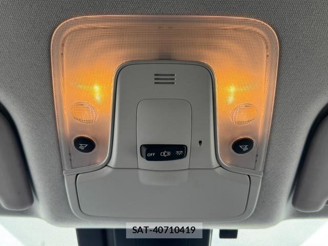 Toyota PRIUS 2016-12 8337443-27