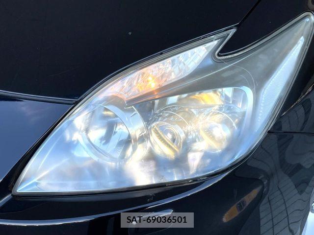 Toyota PRIUS 2011-11 8337464-11