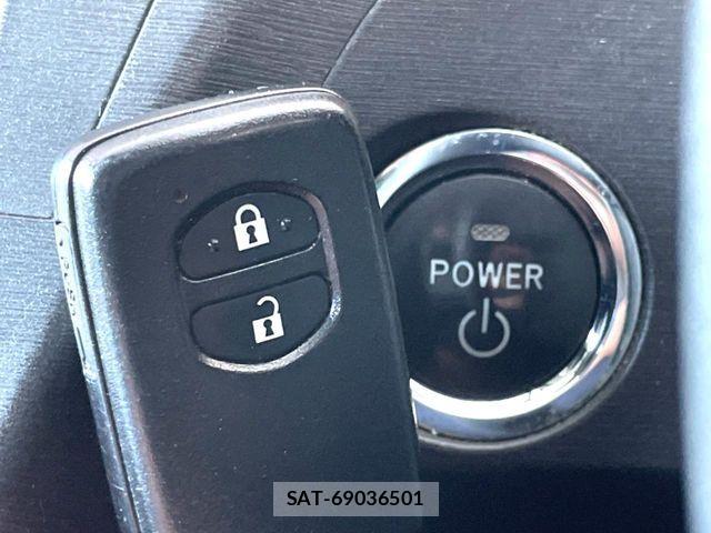 Toyota PRIUS 2011-11 8337464-5