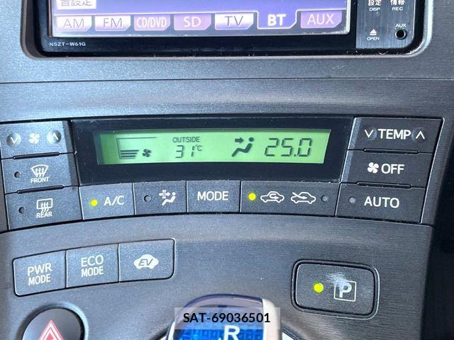 Toyota PRIUS 2011-11 8337464-6