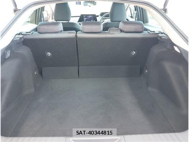 Toyota PRIUS 2024-07 8337421-17