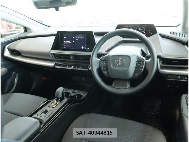 Toyota PRIUS 2024-07 8337421-1