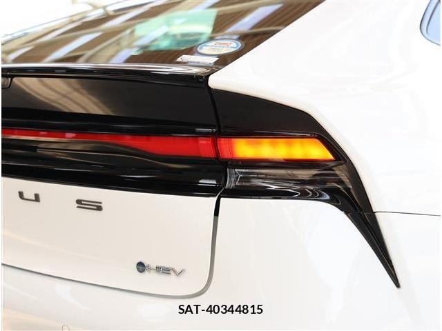 Toyota PRIUS 2024-07 8337421-25