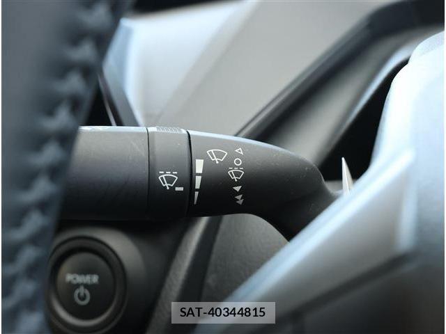 Toyota PRIUS 2024-07 8337421-28