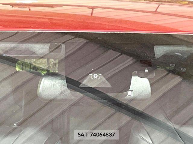 Toyota PRIUS 2017-06 8337447-1