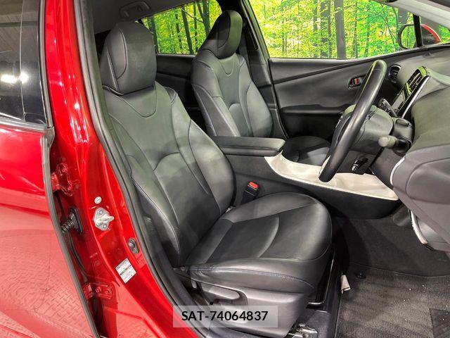 Toyota PRIUS 2017-06 8337447-7