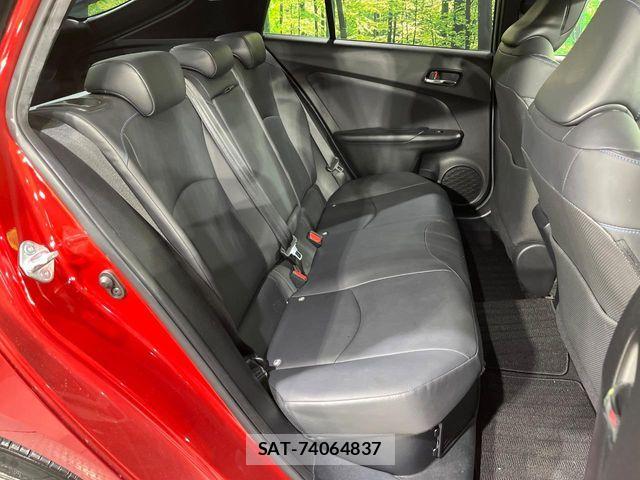 Toyota PRIUS 2017-06 8337447-8