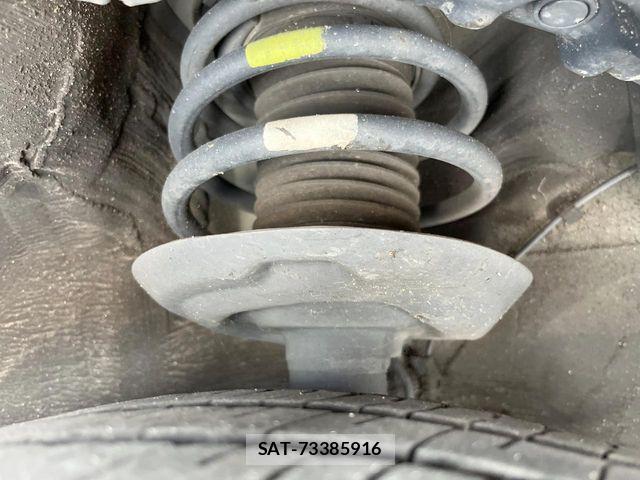 Toyota PRIUS 2016-07 8355378-19