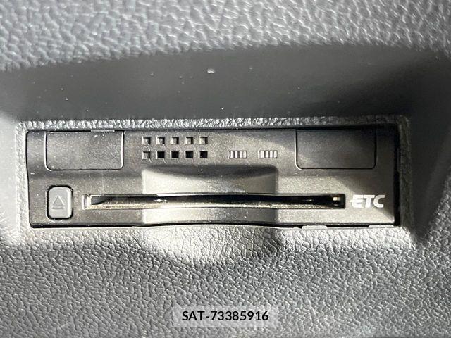 Toyota PRIUS 2016-07 8355378-6