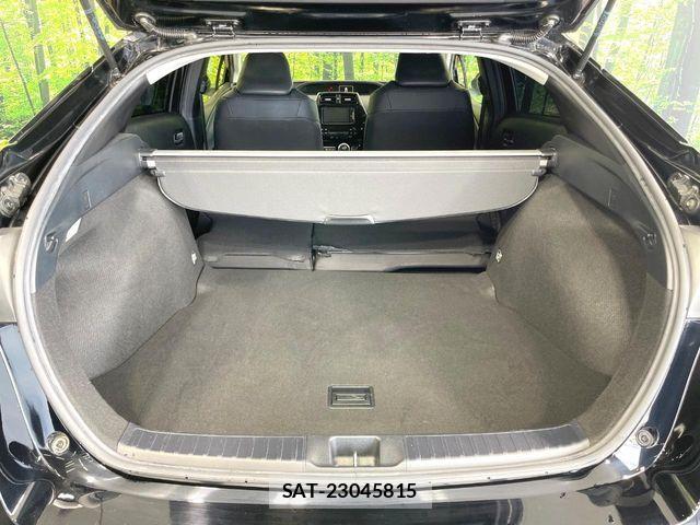 Toyota PRIUS 2017-10 8355377-9