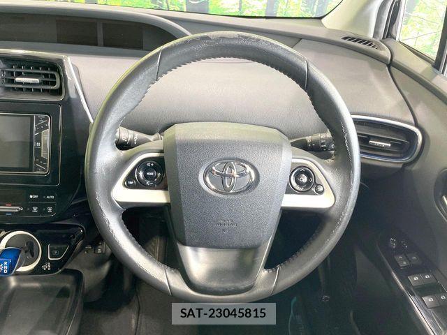 Toyota PRIUS 2017-10 8355377-10