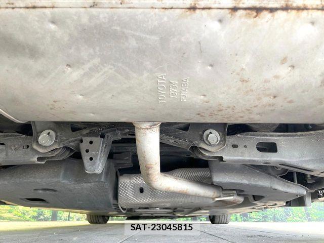 Toyota PRIUS 2017-10 8355377-18