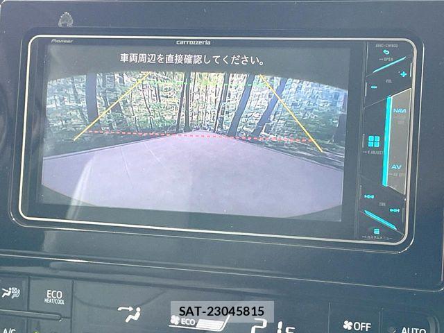 Toyota PRIUS 2017-10 8355377-3