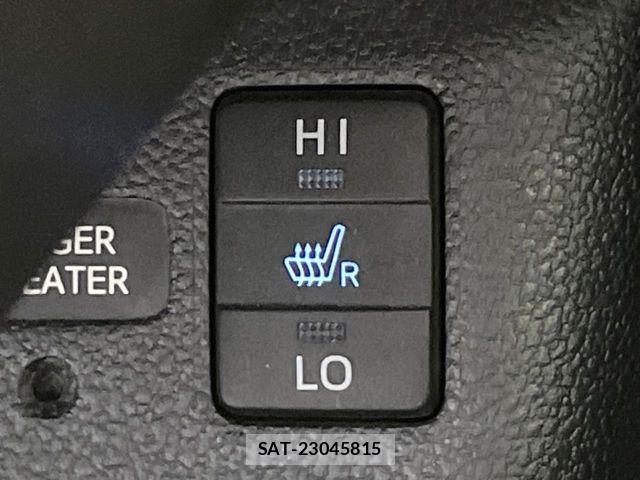 Toyota PRIUS 2017-10 8355377-4